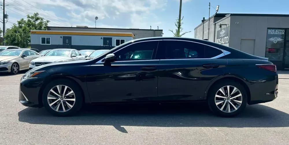 2021 Lexus ES 250
